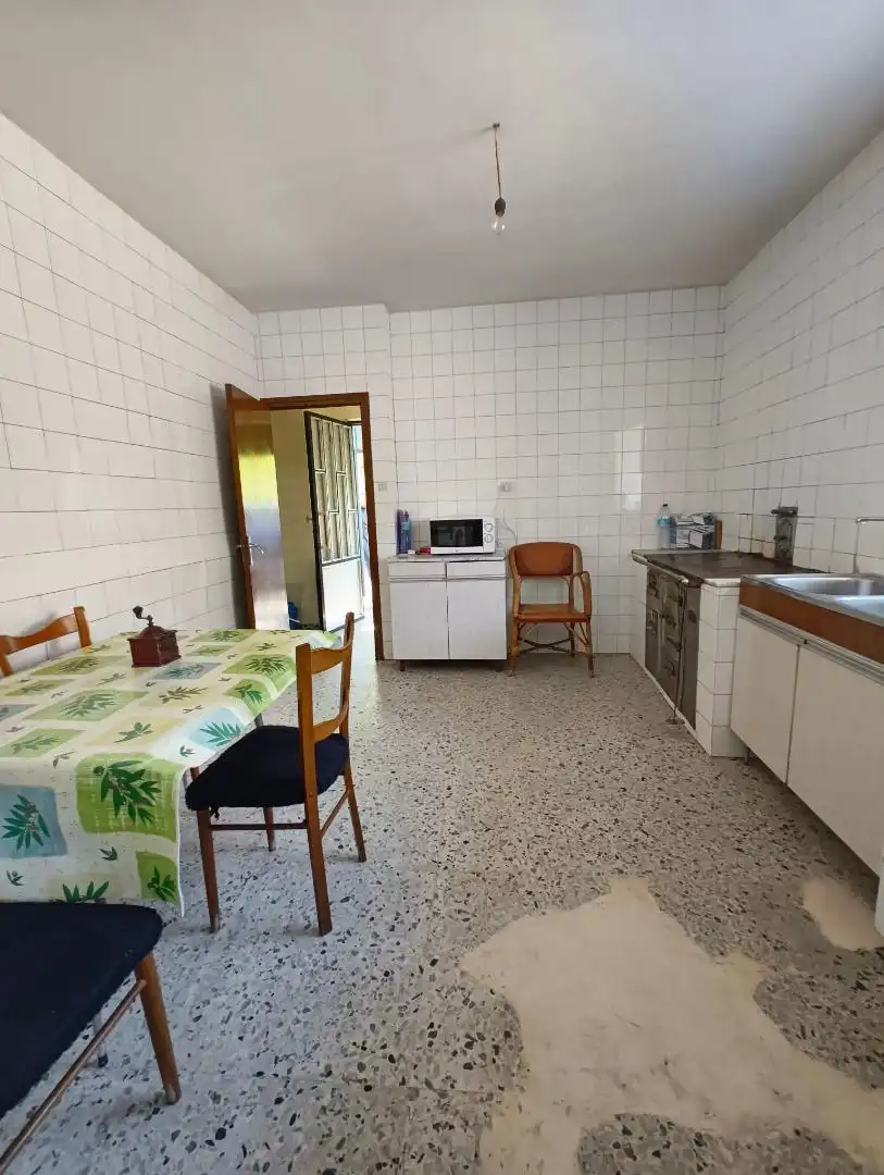 Casa o xalet en venda a Barrio Bajo, 79, Requejo Cuina de Casa o xalet en venda en Requejo