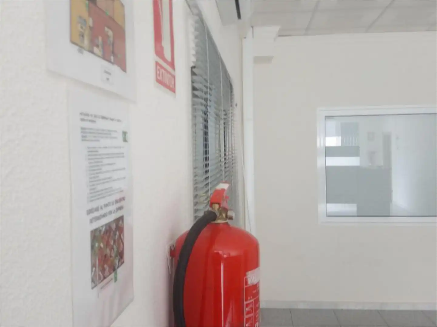 Local de alquiler en Calle Nueva Sur, 32, San Isidro - Campohermoso Local de alquiler en Níjar con Aire acondicionado y Amueblado