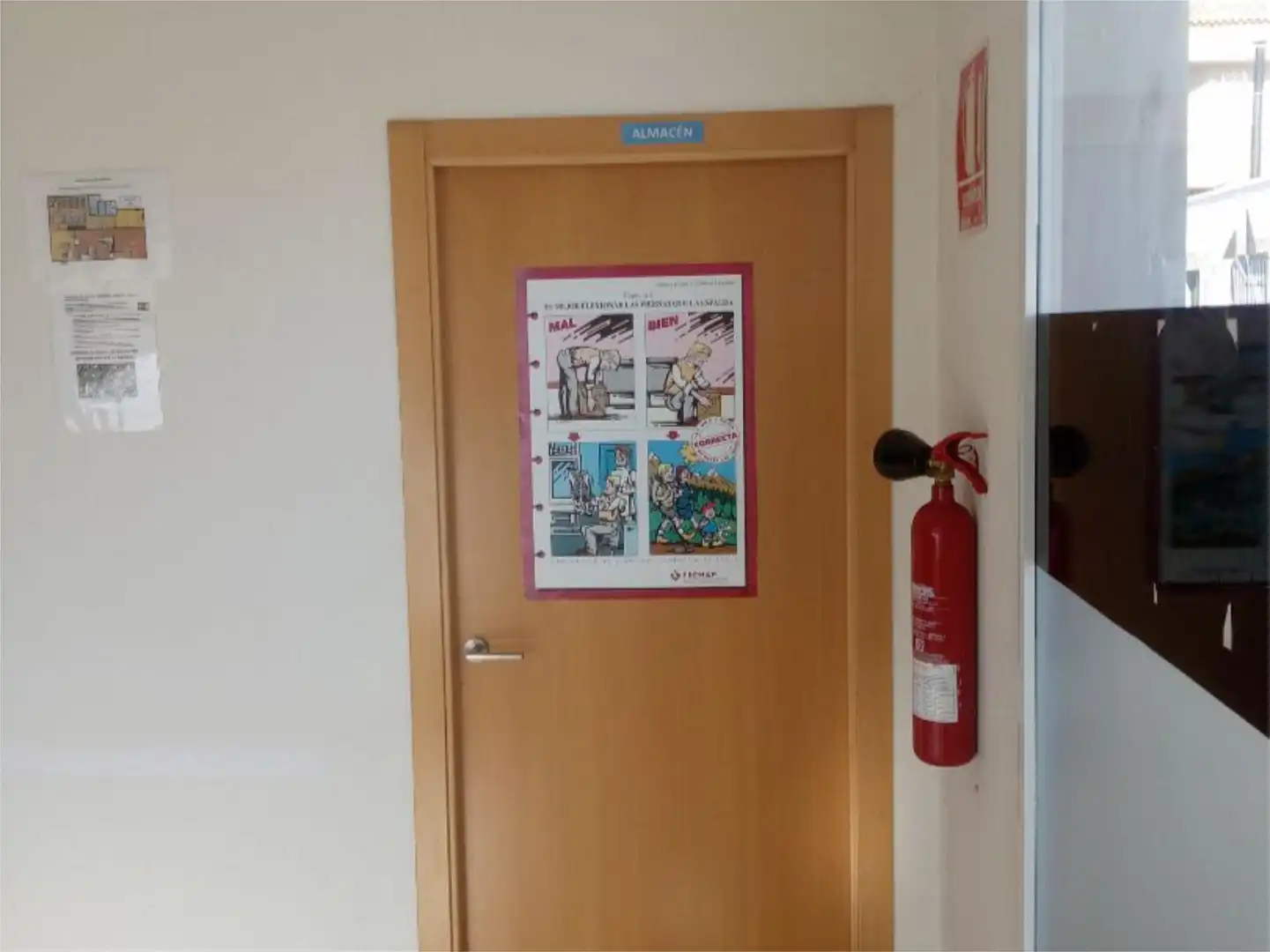 Local de alquiler en Calle Nueva Sur, 32, San Isidro - Campohermoso Local de alquiler en Níjar con Aire acondicionado y Amueblado
