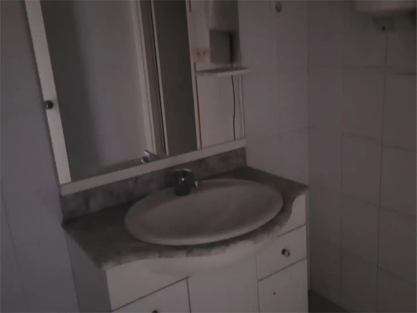 Office for rent in Carrer de la Mare de Déu de Montserrat, 37, La Verneda Bathroom of Office for rent in Sant Adrià de Besòs
