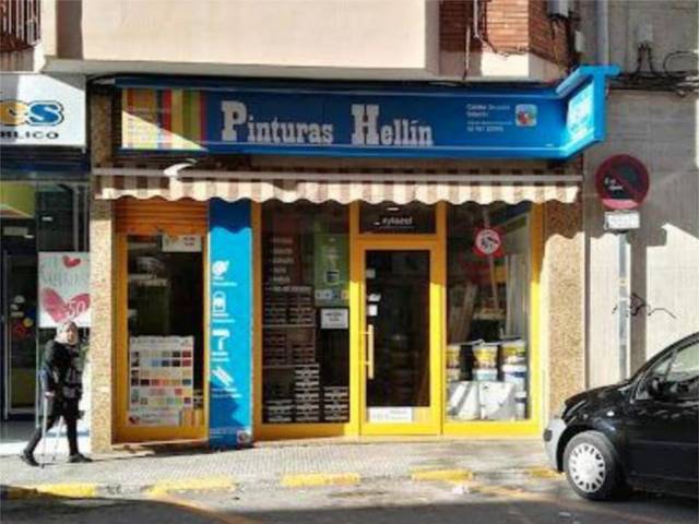 Local comercial en Alquiler en Calle Doctor Cerda Martí, 9 en Hellín