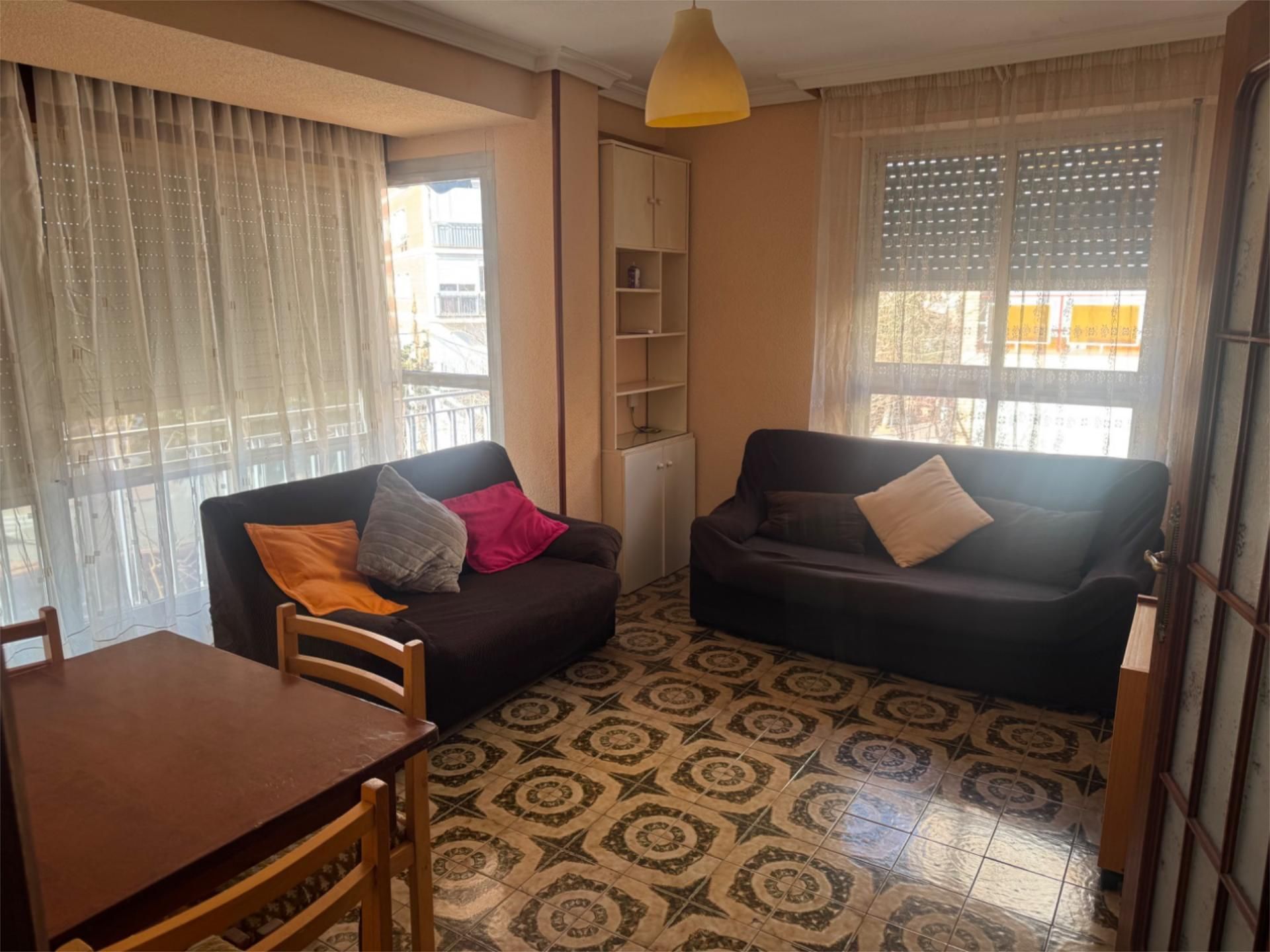 Flat to rent in Calle Adelfas, 2, Santa María de Gracia