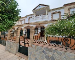 Exterior view of Single-family semi-detached to rent in Baeza  with Terrace and Balcony