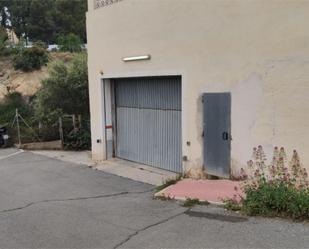 Parkplatz von Garage miete in Polop