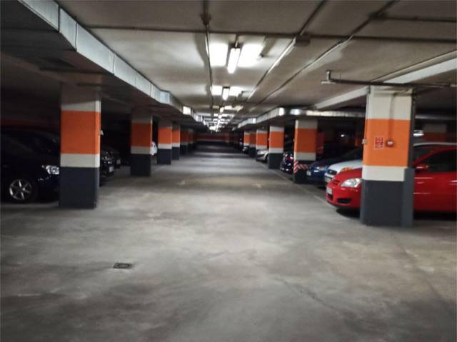 Garaje en Alquiler en Calle del Monasterio de Santo Domingo de Silos, 8 en Villa de Prado