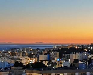 Vista exterior de Àtic en venda en Torremolinos amb Terrassa i Piscina