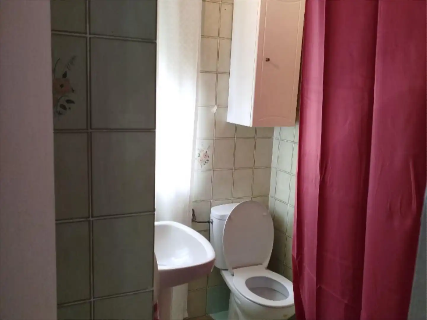 Baño de Piso en venta en Algeciras con Amueblado