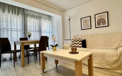 Apartamento en alquiler en plaza donoso cortés - a