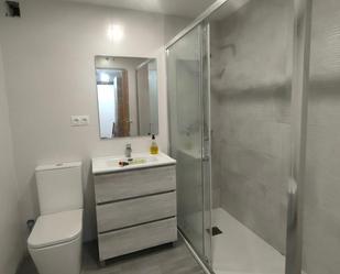 Bathroom of Flat to rent in  Madrid Capital