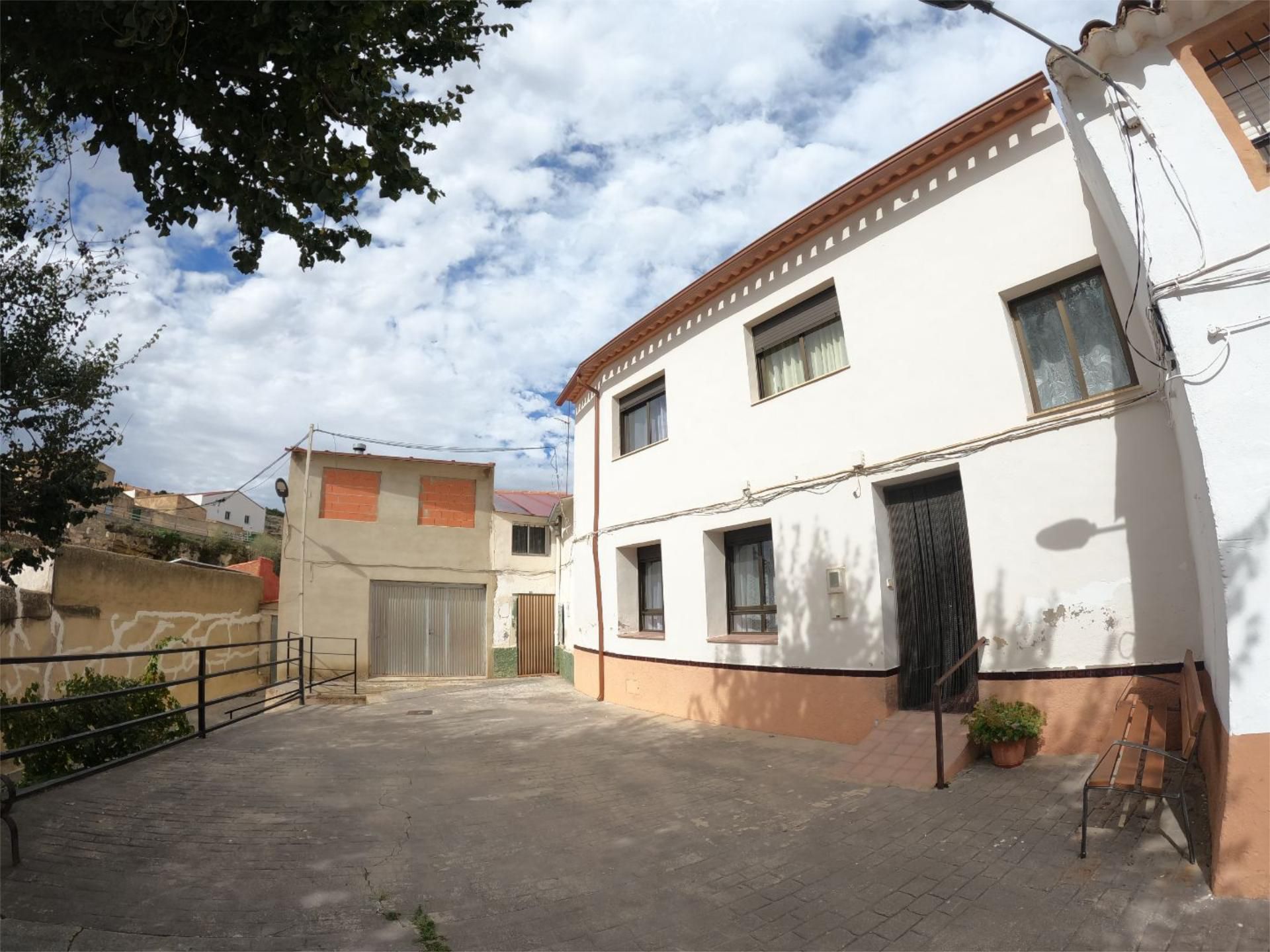 Vista exterior de Pis en venda en Higueruela amb Calefacció