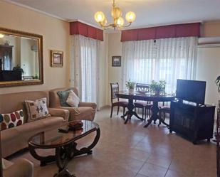 Living room of Flat for sale in  Toledo Capital