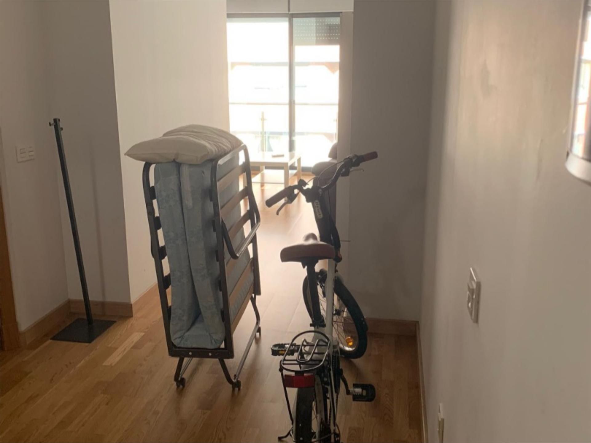 Bedroom of Apartment to rent in  Sevilla Capital  with Air Conditioner, Terrace and Furnished