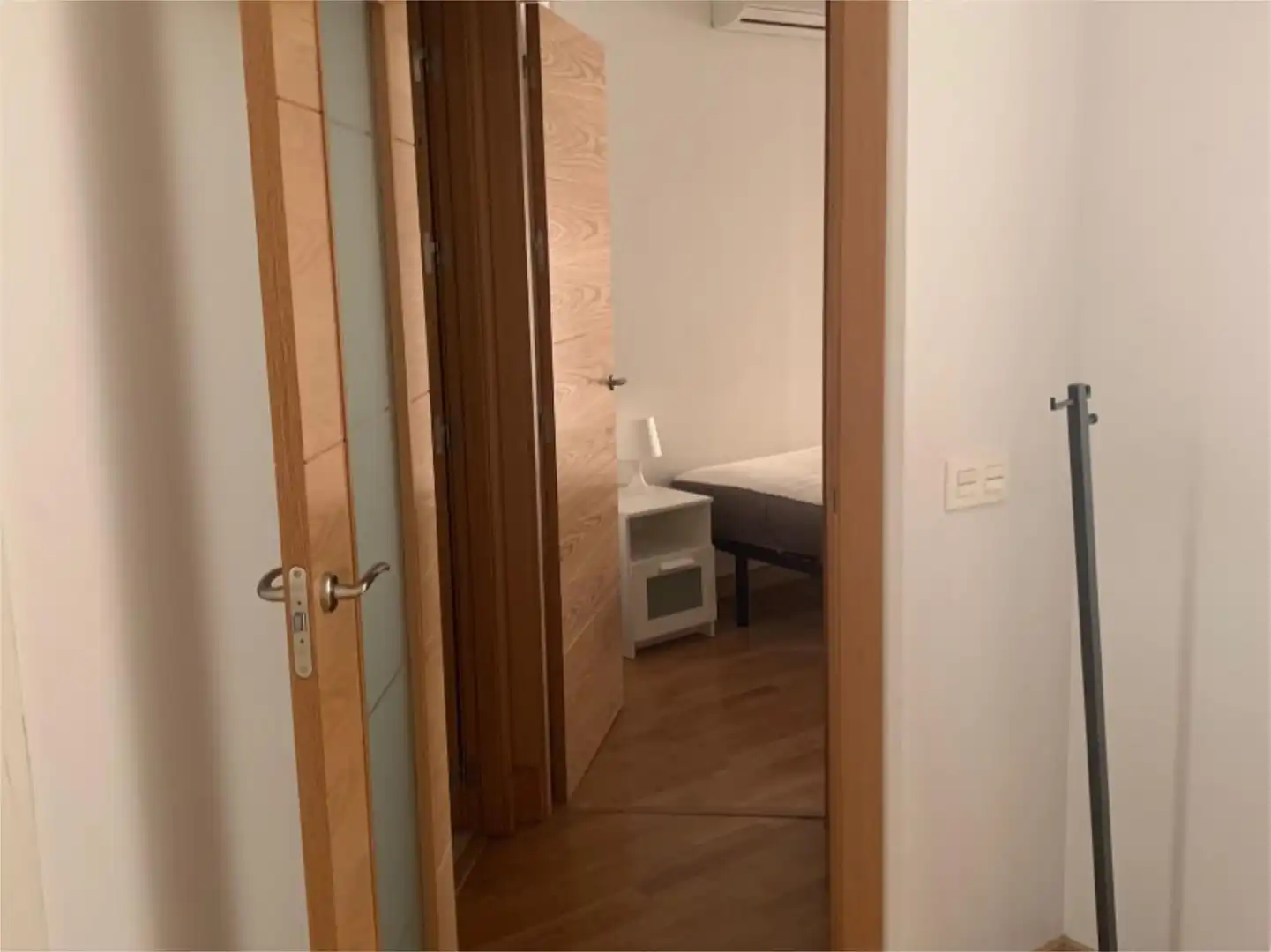 Habitación de Apartamento de alquiler en Sevilla con Aire acondicionado, Terraza y Amueblado