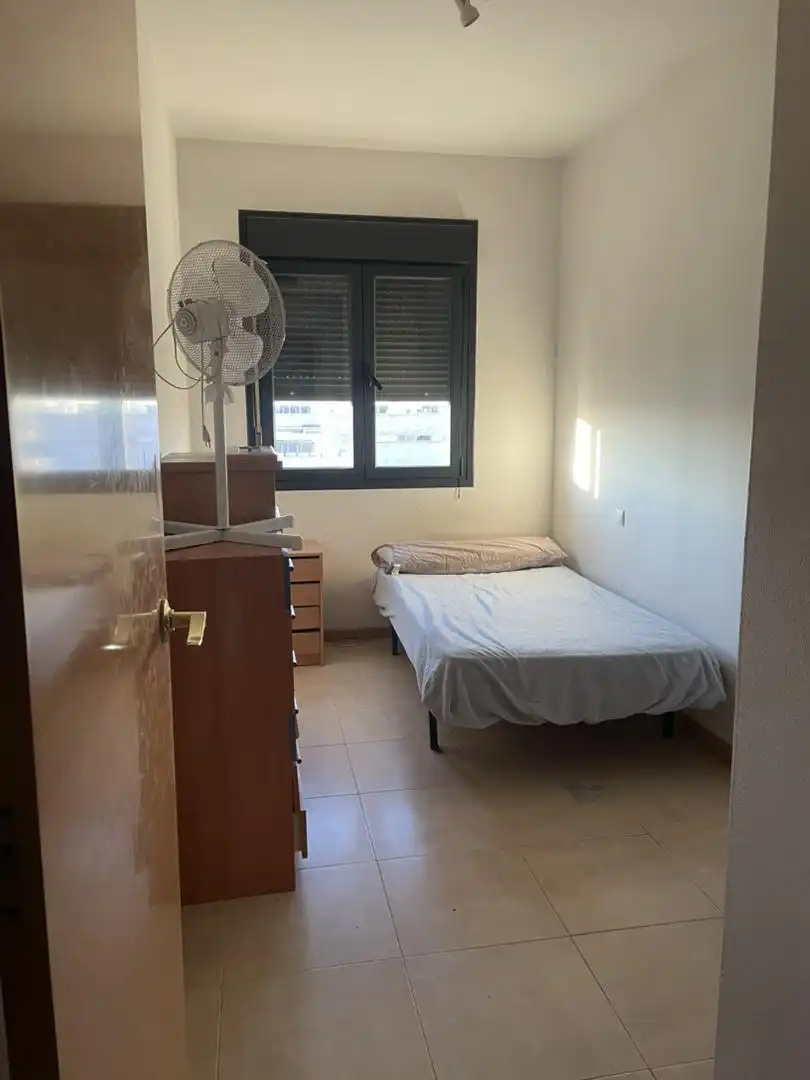 Habitación en Calle Dinero, 87, PAU de Carabanchel Habitación de Piso para compartir en Madrid con Aire acondicionado, Calefacción y Terraza