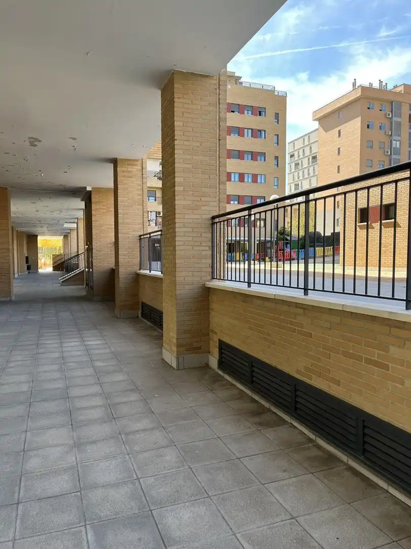 Habitación en Calle Dinero, 87, PAU de Carabanchel Terraza de Piso para compartir en Madrid con Aire acondicionado, Calefacción y Terraza