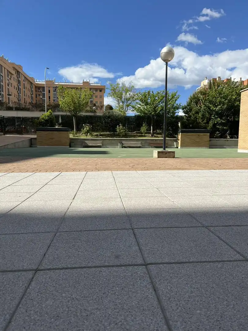 Habitación en Calle Dinero, 87, PAU de Carabanchel Terraza de Piso para compartir en Madrid con Aire acondicionado, Calefacción y Terraza