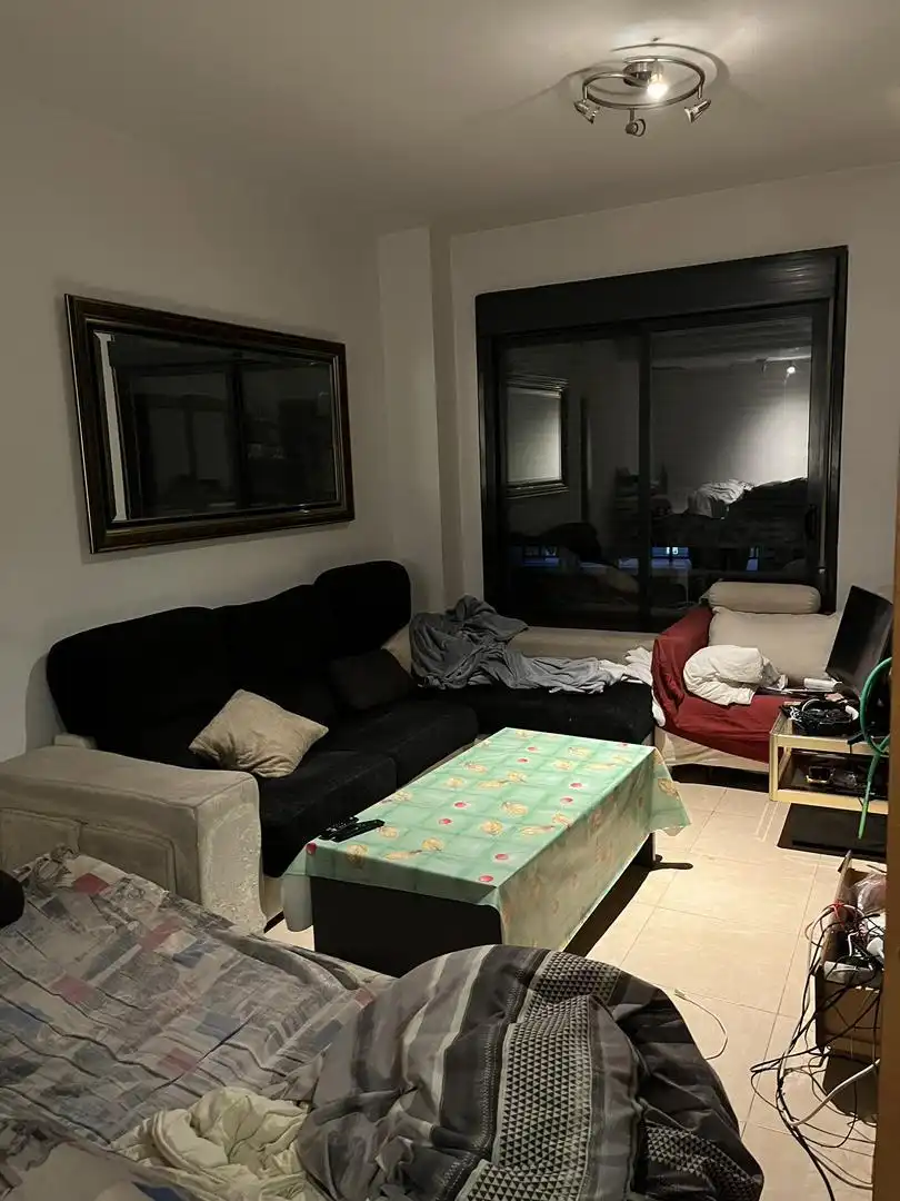 Habitación en Calle Dinero, 87, PAU de Carabanchel Sala de estar de Piso para compartir en Madrid con Aire acondicionado, Calefacción y Terraza