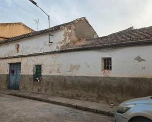 Vista exterior de Casa o xalet en venda en Carrión de Calatrava amb Terrassa