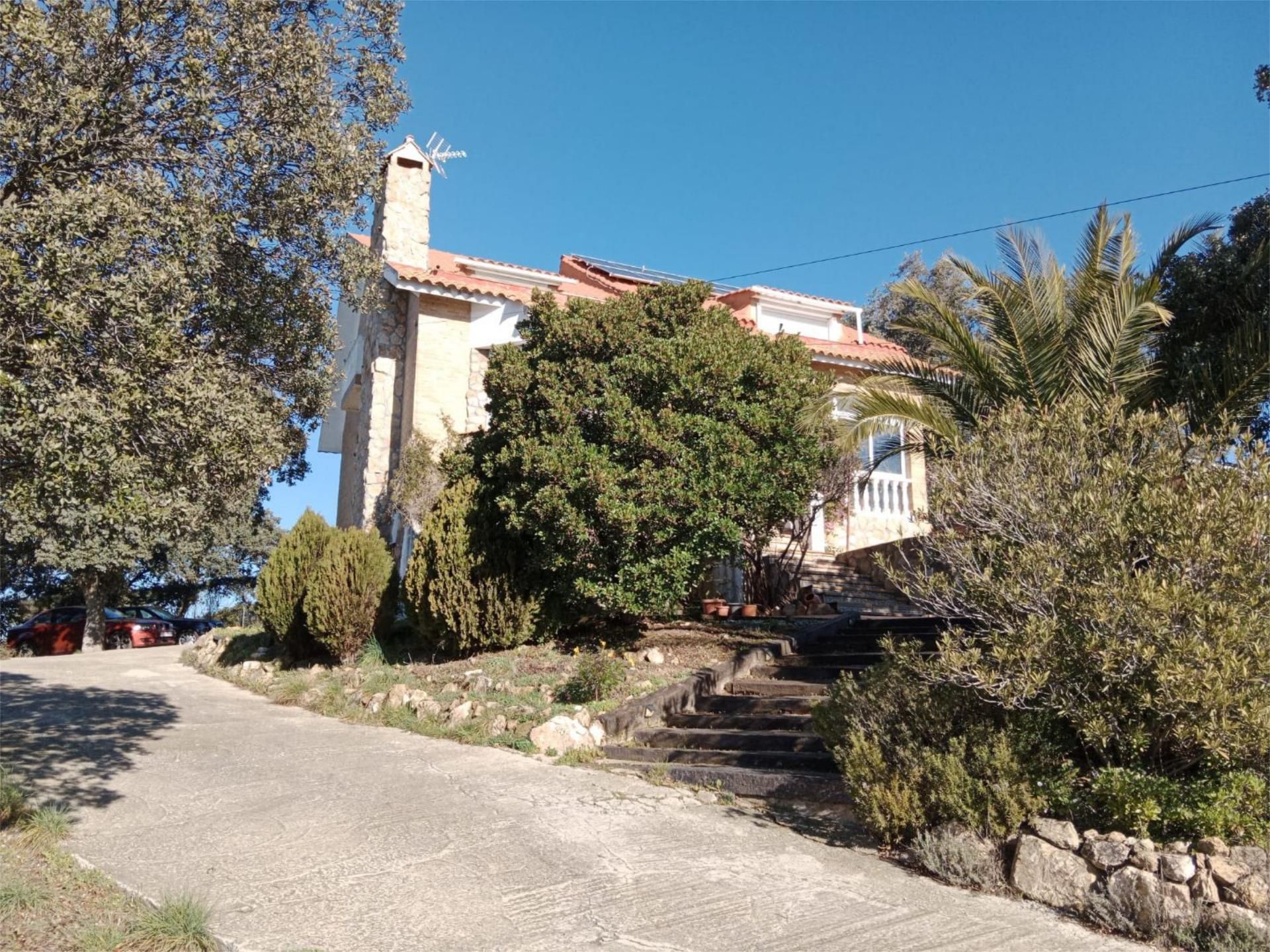 Exterior view of House or chalet for sale in Valdemorillo  with Air Conditioner, Terrace and Balcony