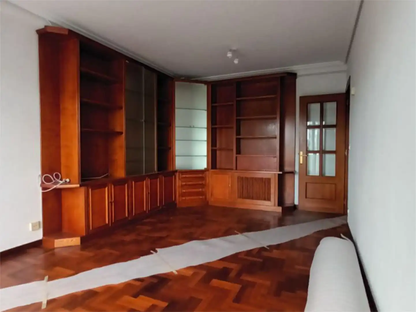 Wohnung zur Miete in Avenida de Castelao, 54, Coia Wohnzimmer von Wohnung zur Miete in Vigo mit Heizung, Privatgarten und Parkett