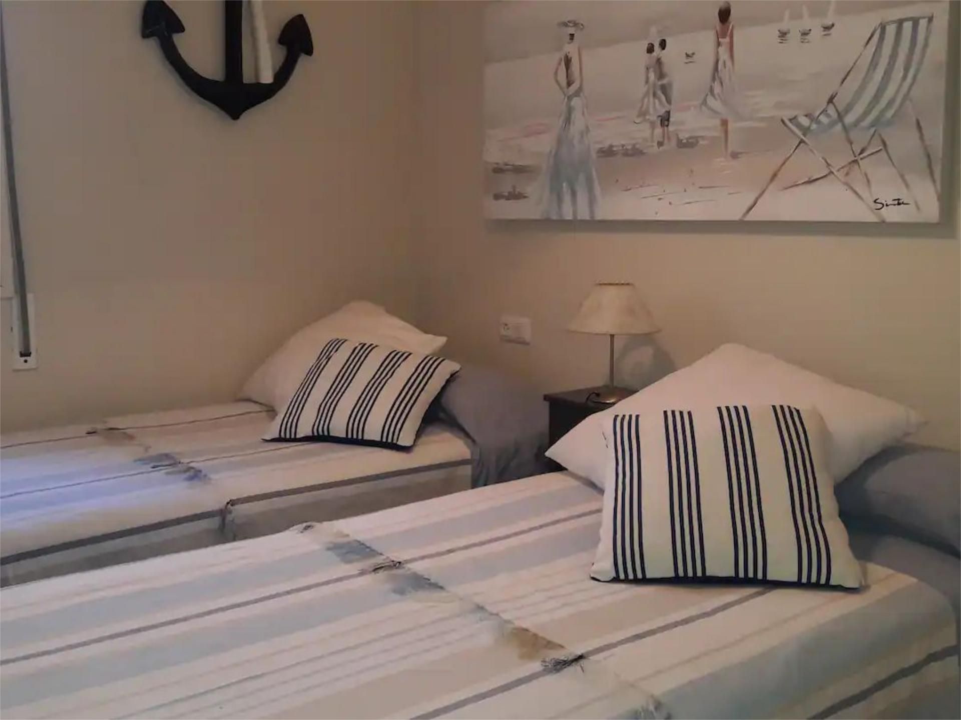 Bedroom of Flat to share in Vilanova i la Geltrú  with Furnished