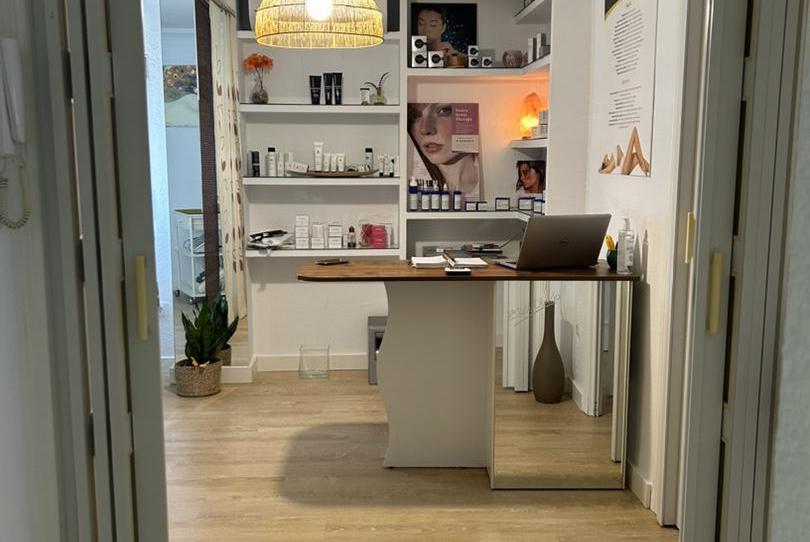 Photo 1 of Premises to rent in Calle Menorca, 28, El Retiro - La Vid, Cádiz