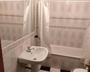 Bathroom of Apartment to rent in San Fernando  with Terrace