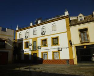 Exterior view of Apartment to rent in  Córdoba Capital  with Air Conditioner