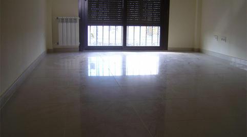 Photo 4 of Flat for sale in Calle Toledo, 48, Zona Entrada - Gasolineras, Ocaña