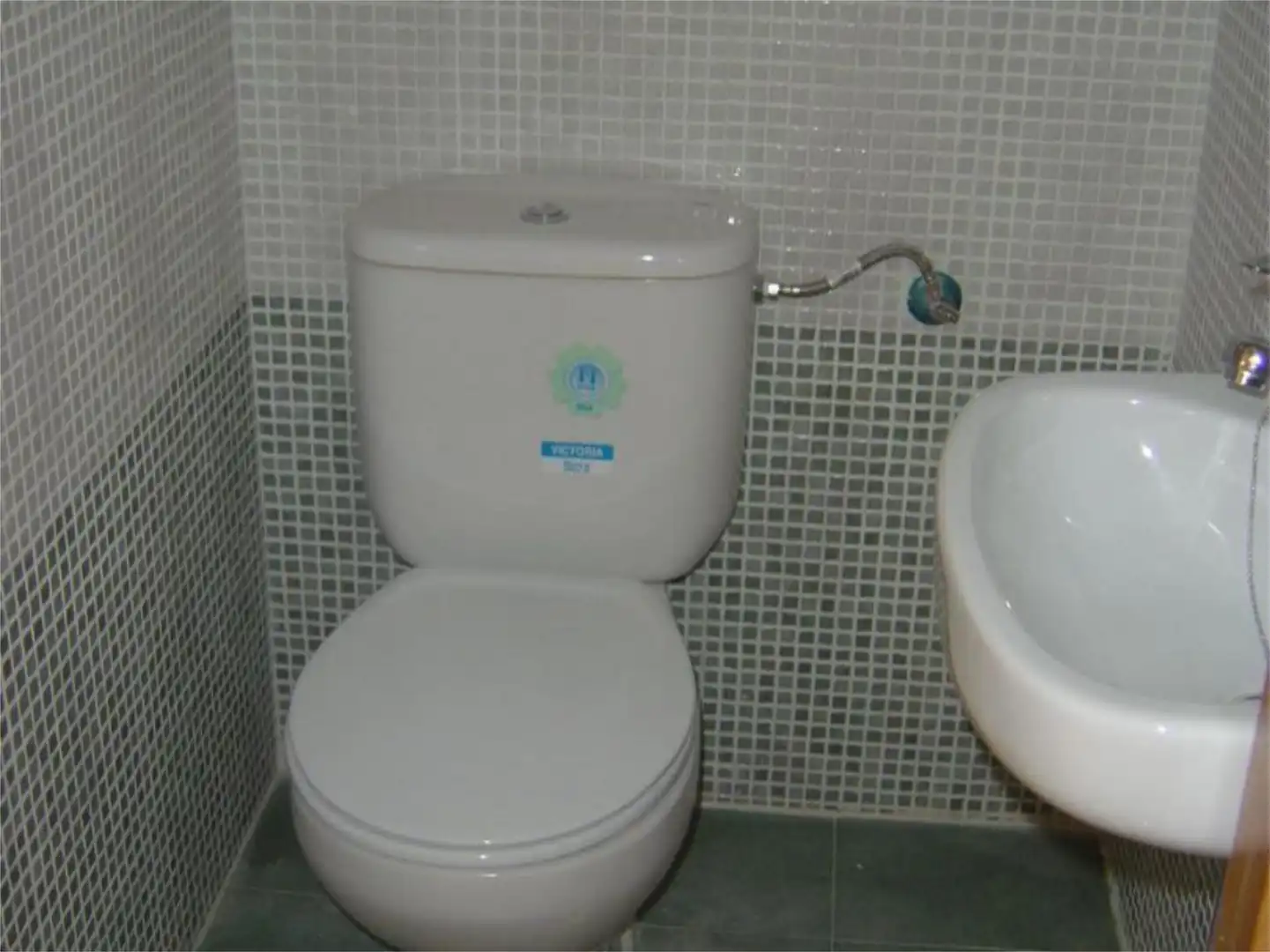 Wohnung zum Verkauf in Calle Toledo, 48, Zona Entrada - Gasolineras Badezimmer von Wohnung zum Verkauf in Ocaña mit Klimaanlage, Terrasse und Balkon