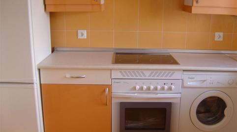 Photo 5 of Flat for sale in Calle Toledo, 48, Zona Entrada - Gasolineras, Ocaña
