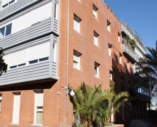 Exterior view of Flat to rent in  Sevilla Capital  with Air Conditioner