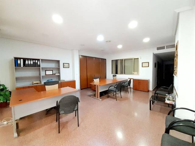 Local comercial en Alquiler en Carrer de la Purisima, 10 en Torrellano