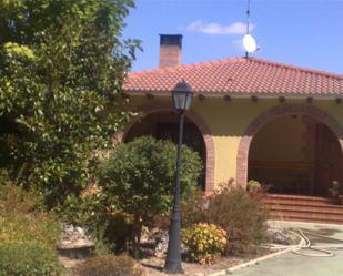 Vista exterior de Casa o xalet de lloguer en Lerma amb Aire condicionat, Terrassa i Balcó