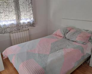 Bedroom of Flat to share in Pedrezuela  with Heating, Private garden and Parquet flooring