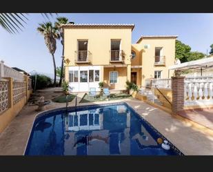 Piscina de Casa o xalet en venda en Vélez-Málaga amb Terrassa, Piscina i Balcó