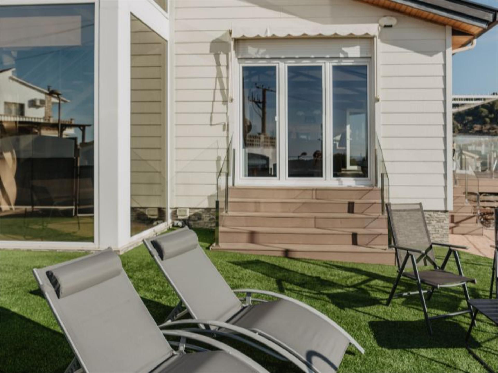 Terrace of House or chalet for sale in Pineda de Mar  with Air Conditioner