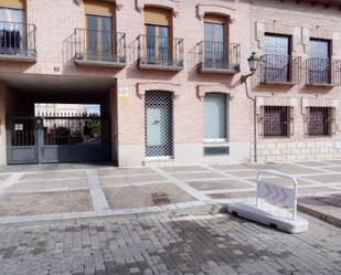 Exterior view of Premises to rent in Navalcarnero  with Air Conditioner