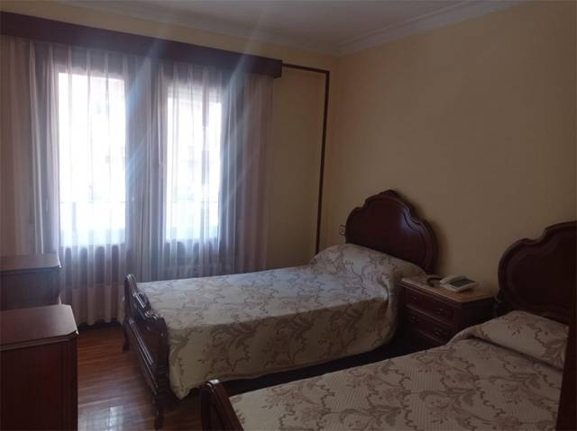 Piso en Alquiler en Calle Cervantes, 13 en Plaza de América