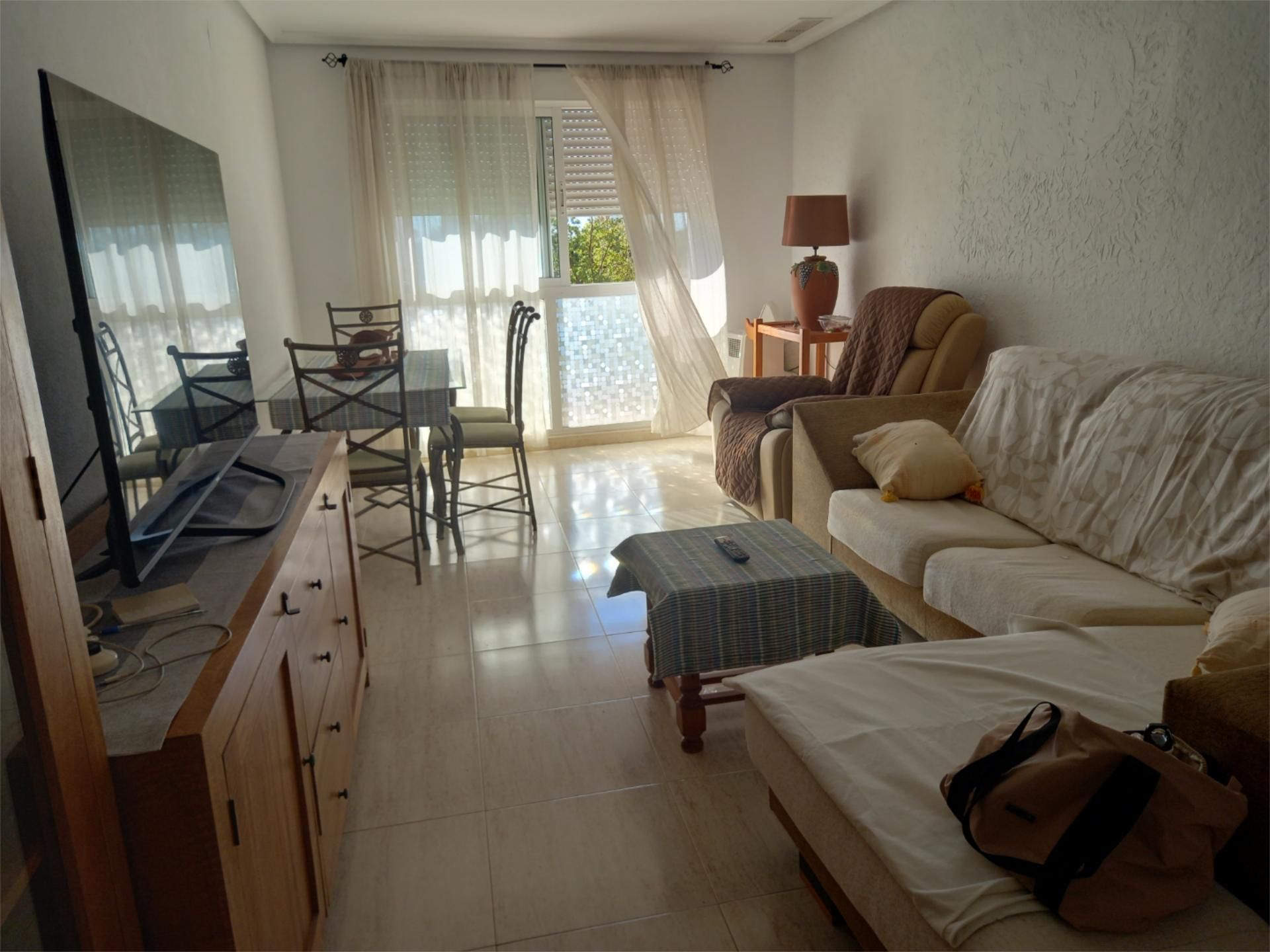 Living room of Flat to share in Elche / Elx  with Furnished, Washing machine and Microwave