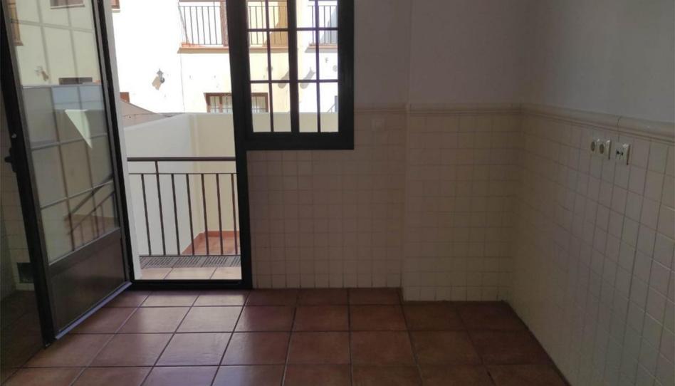 Photo 1 of Apartment to share in Calle Maestro José María Infantes Franco, 21, El Junquillo - Vistalegre, Sevilla