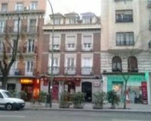 Exterior view of Flat to rent in  Madrid Capital  with Air Conditioner