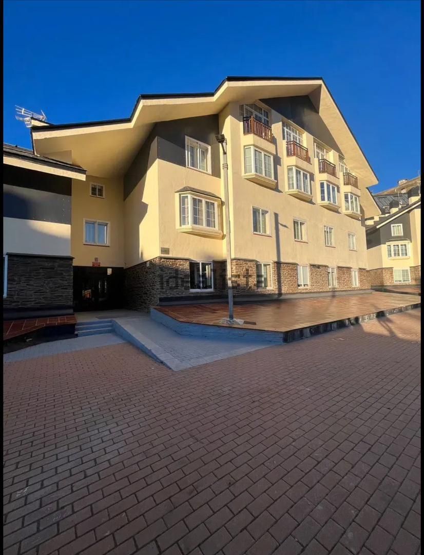 Estudi en venda a Calle Maribel, 5, Zona media Vista exterior de Estudi en venda en Sierra Nevada