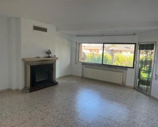 Living room of Flat to rent in Moralzarzal  with Terrace, Swimming Pool and Balcony