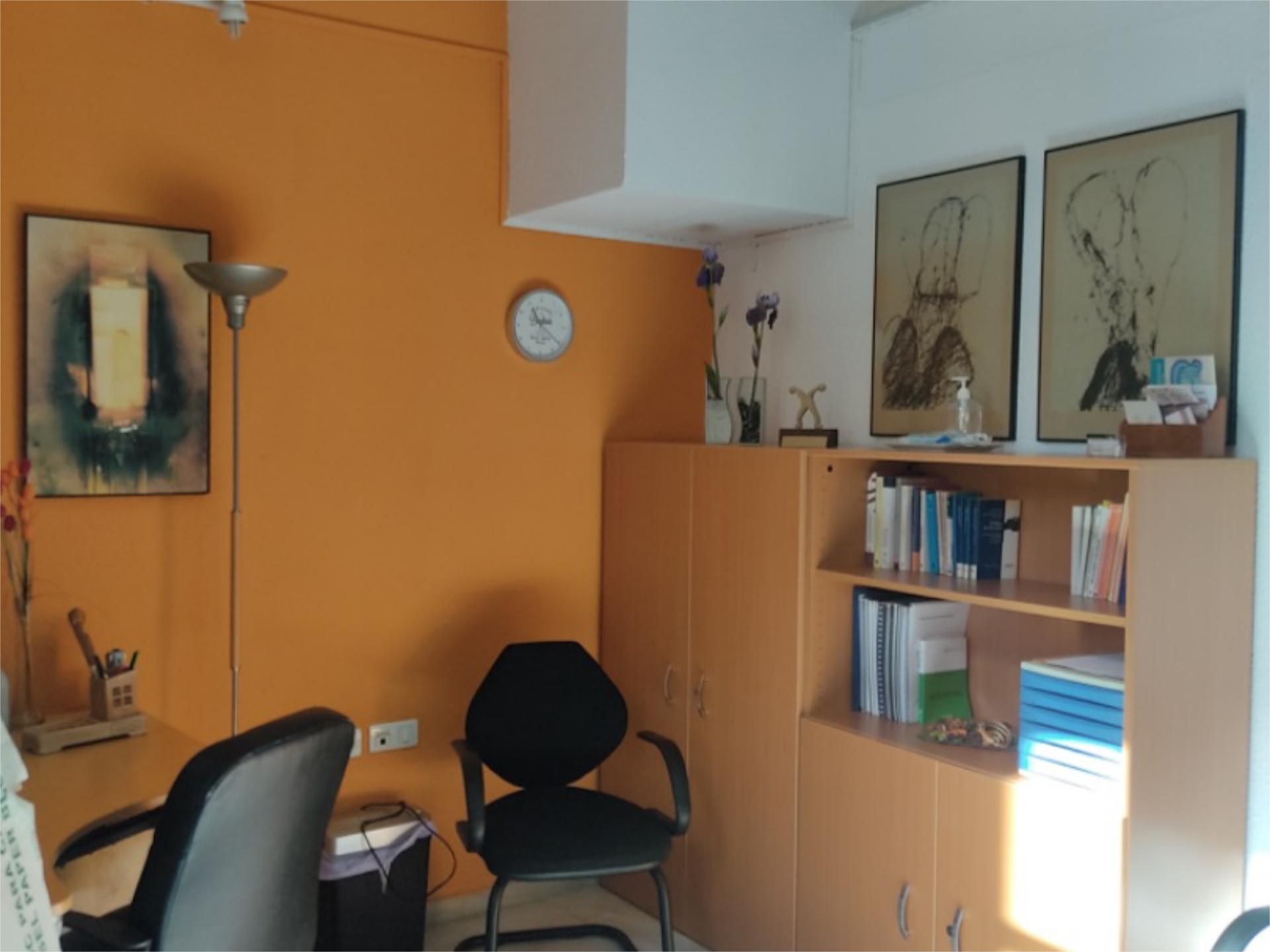 Office to rent in  Granada Capital