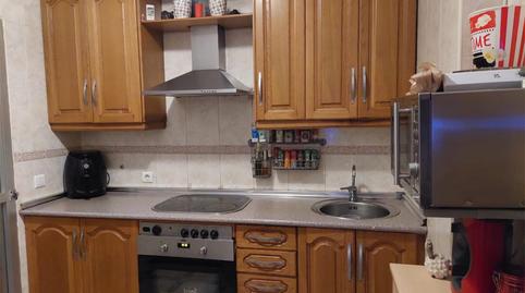 Photo 2 of Flat for sale in Calle Navaconcejo, 17, Miralvalle - Av. Virgen del Puerto - La Data, Plasencia