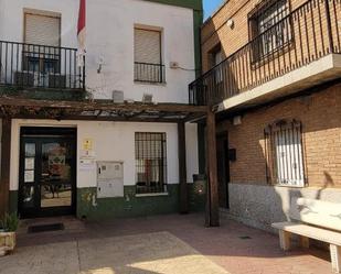 Vista exterior de Casa adosada en venda en Los Pozuelos de Calatrava   amb Calefacció, Jardí privat i Traster