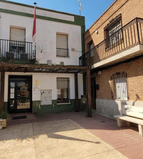 Single-family semi-detached for sale in Plaza de la Constitucion, 2, Los Pozuelos de Calatrava , Ciudad Real - image 1 Photo 1 of Single-family semi-detached for sale in Plaza de la Constitucion, 2, Los Pozuelos de Calatrava , Ciudad Real