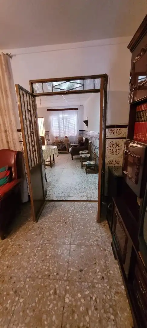 Casa adosada en venda a Plaza de la Constitucion, 2, Los Pozuelos de Calatrava Casa adosada en venda en Los Pozuelos de Calatrava amb Calefacció, Jardí privat i Traster