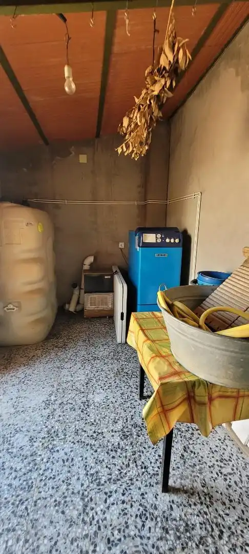 Casa adosada en venda a Plaza de la Constitucion, 2, Los Pozuelos de Calatrava Casa adosada en venda en Los Pozuelos de Calatrava amb Calefacció, Jardí privat i Traster